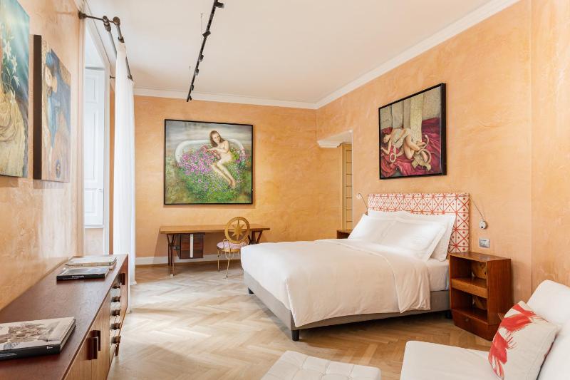 Gallery Suite image 4