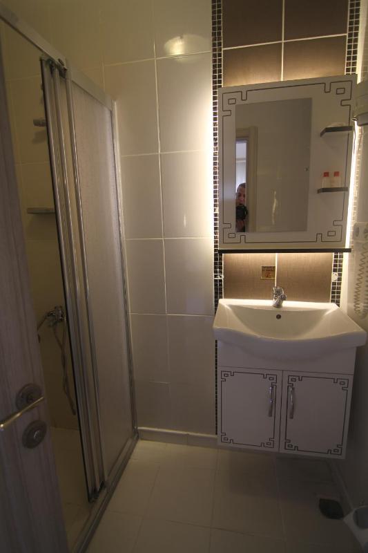 Classic Double Room with Sea View image 3