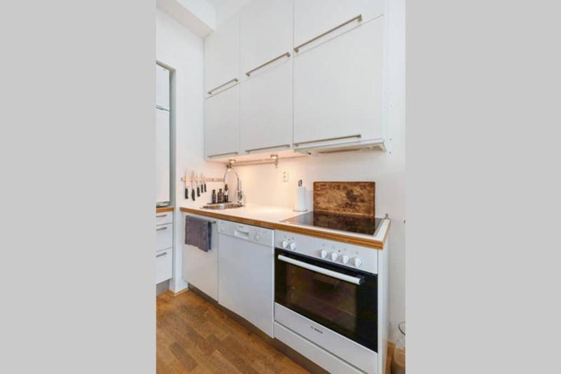 One-Bedroom Apartment image 2