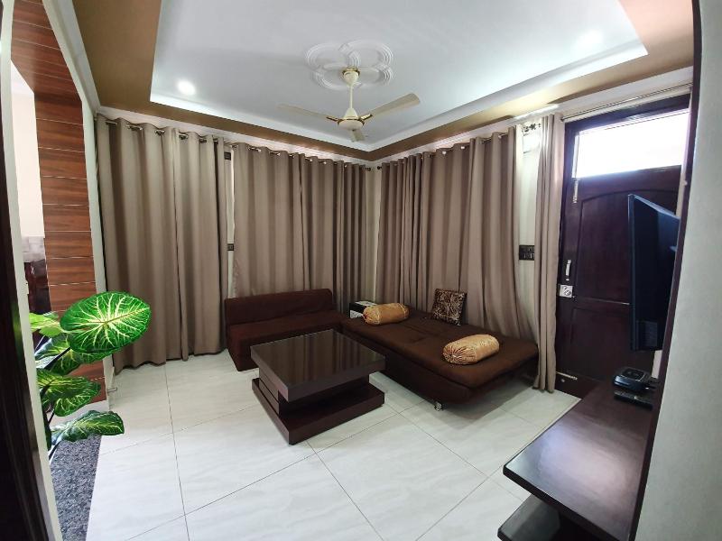 Touristen Holiday Home A luxury Villa - image 33