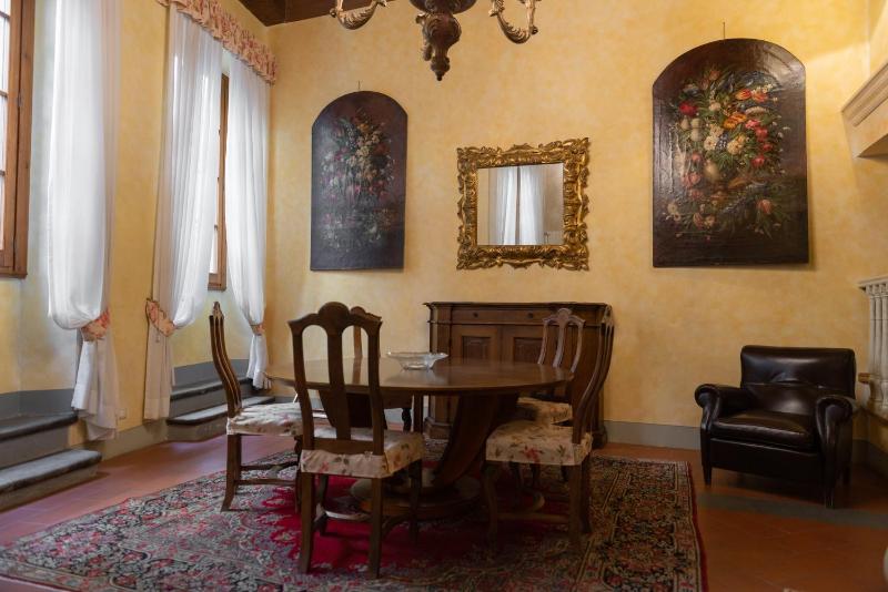 Luxury Suite image 3