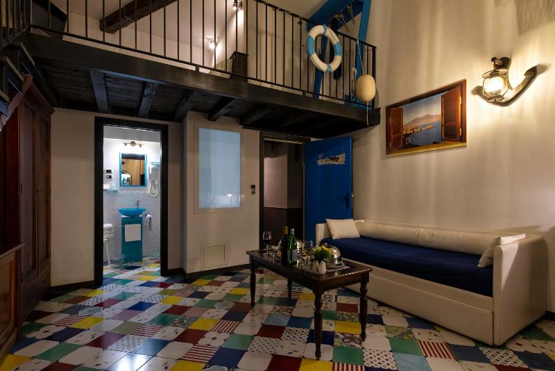 Junior Suite - Split Level image 3