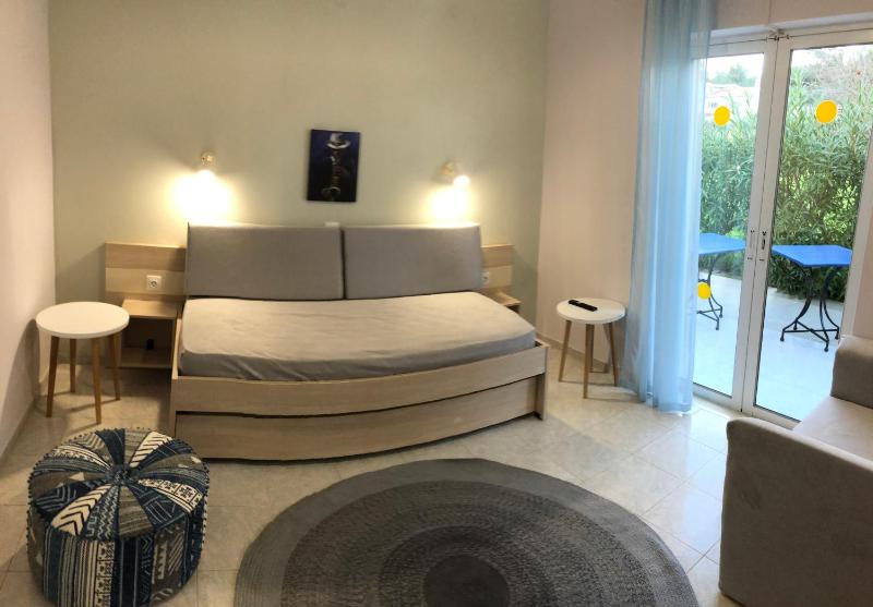 Aloni Studios and Apartments - image 28