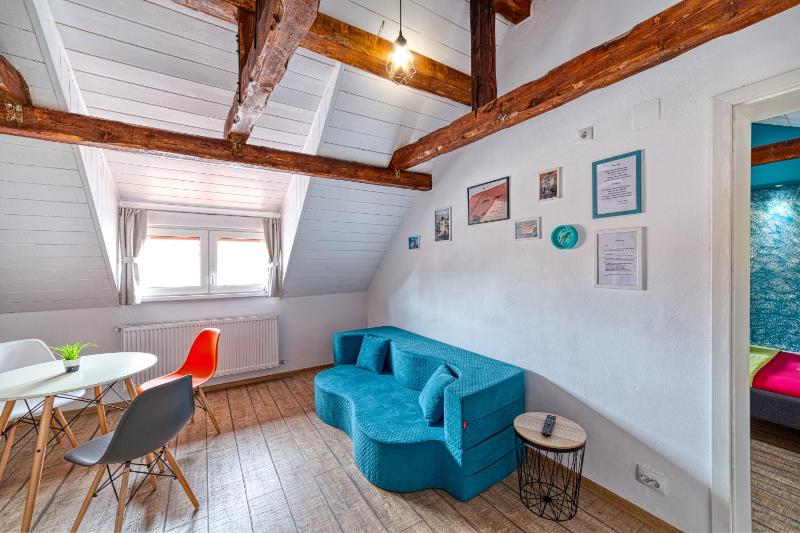 T House - image 36