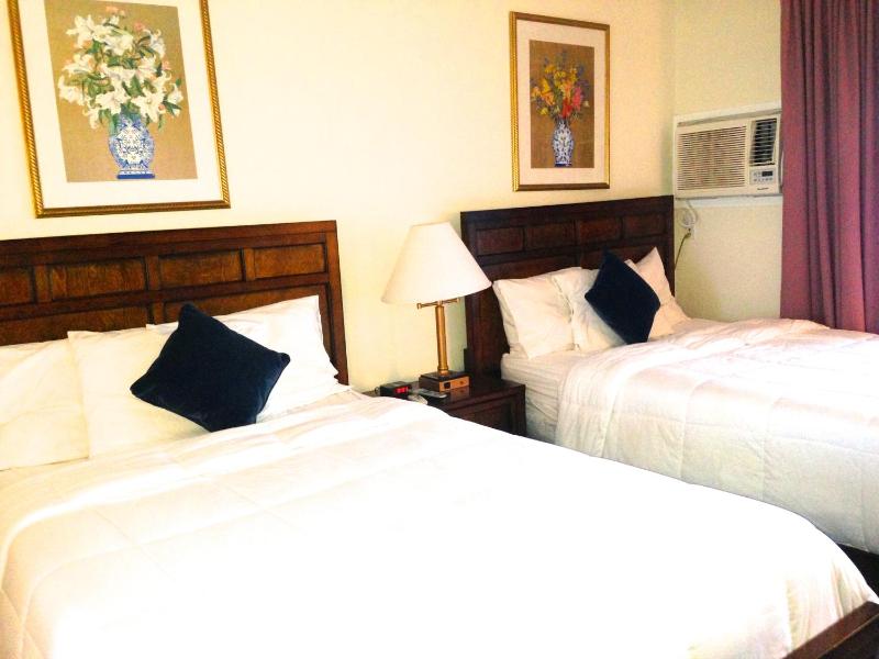 Ocean front-Gold-UL-2 Double Beds image 3