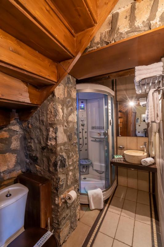 Chalet Type C image 4