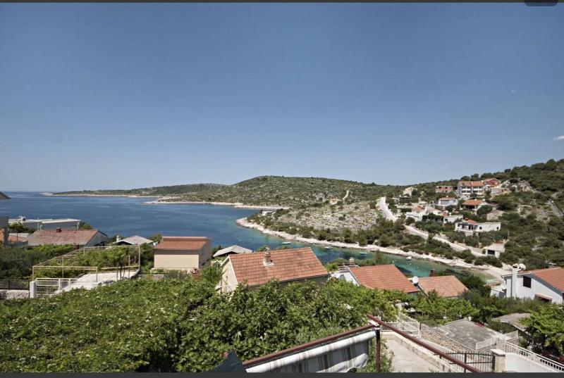 Two-Bedroom Apartment with Terrace and Sea View image 3