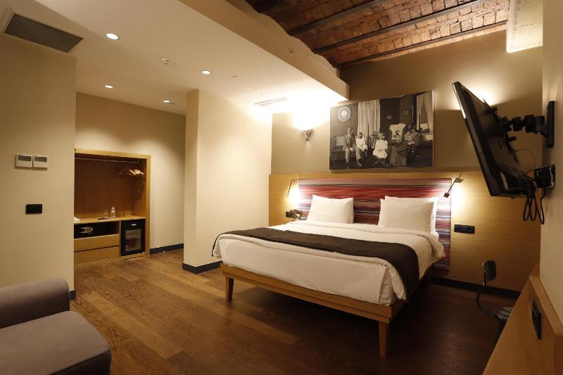 Comfort Room image 3
