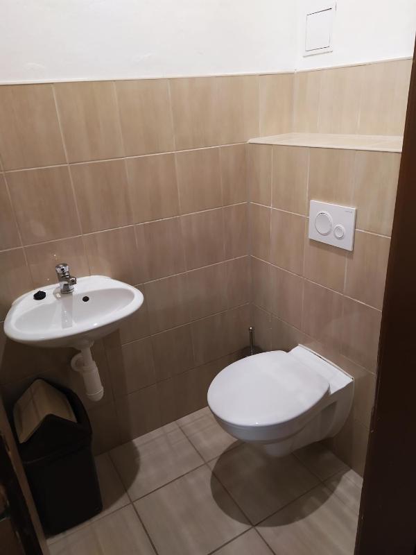 Double or Twin Room with Shared Bathroom image 4