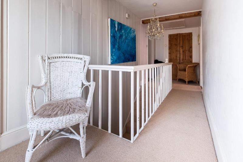 The Old Gordon House - High Street location close to the beach and town amenities - Aldeburgh Coastal Cottages - image 6