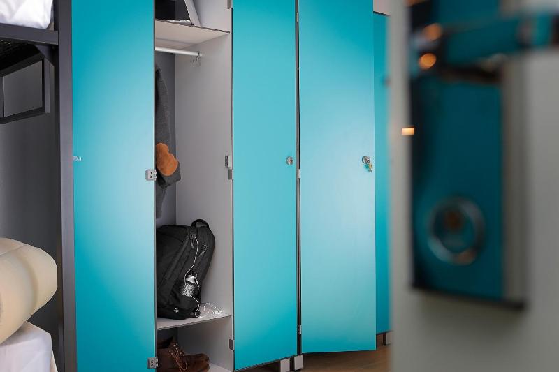 Bed in 6-Bed Mixed Dormitory Room image 1