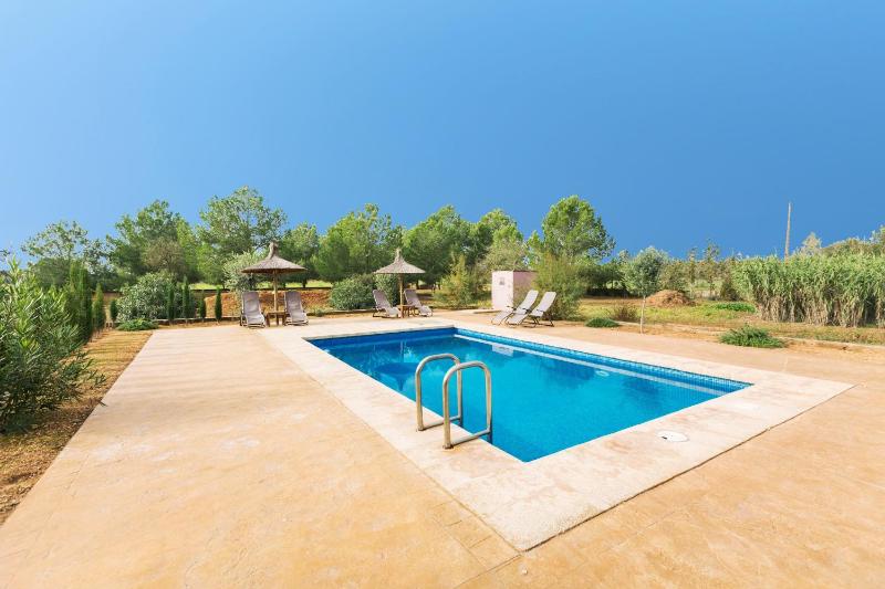 Three-Bedroom Villa image 4