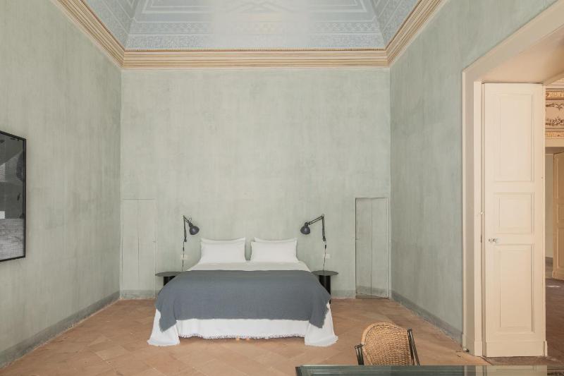 Suite image 3