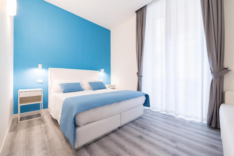 Superior Double or Twin Room image 3
