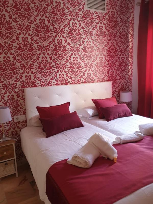 One-Bedroom Apartment image 1