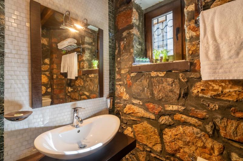 Chalet Type A image 4