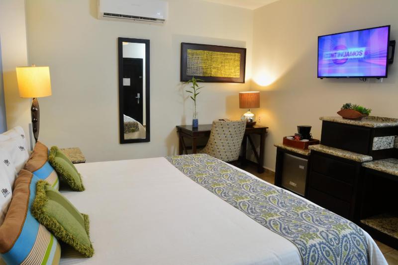 Hotel HBlue Centro - image 8