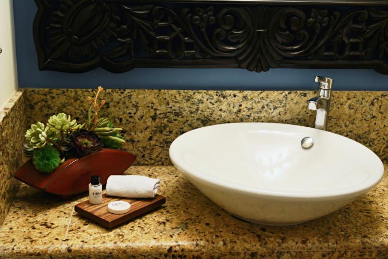 Hotel HBlue Centro - image 10