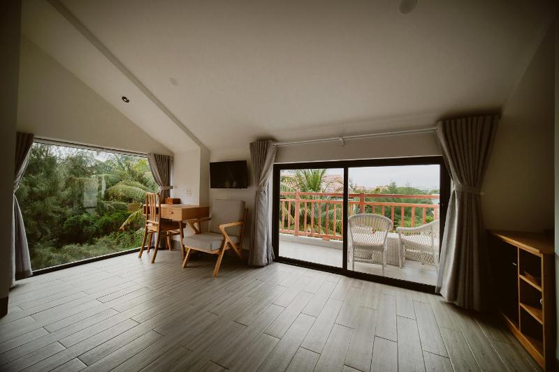 The Watermark Beachside Hotel - image 8
