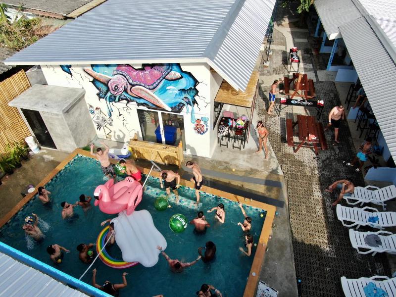 Slumber Party Krabi - image 3
