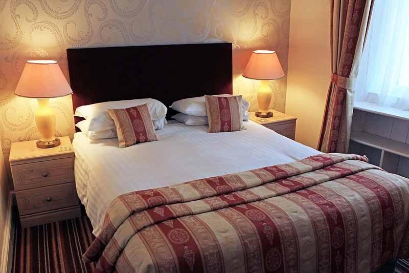 Single Room image 1