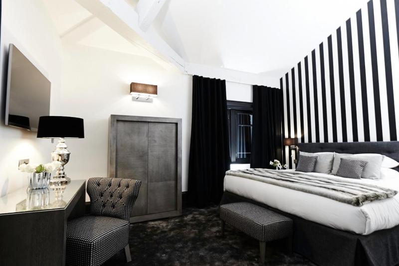 Privilege Double or Twin Room image 1