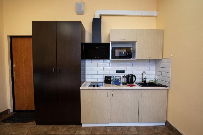 Studio Apartment image 2
