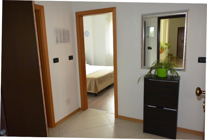 One-Bedroom Apartment image 2