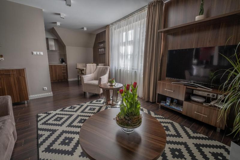 Apartment image 3