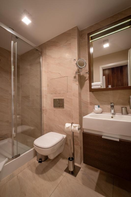 Apartment image 4