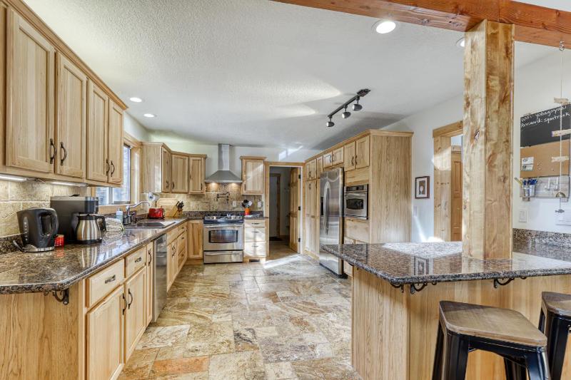 Five Bedroom House image 3