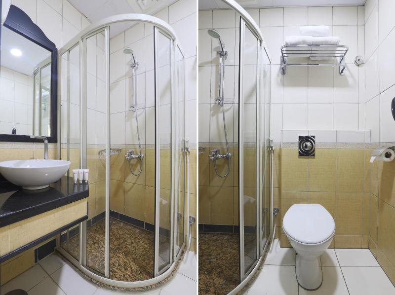 Standard Triple Room image 2