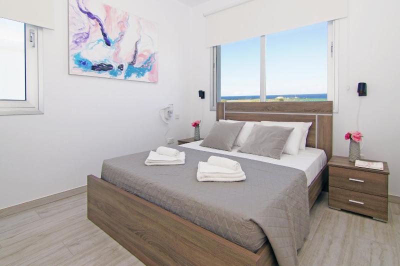 Villa image 3