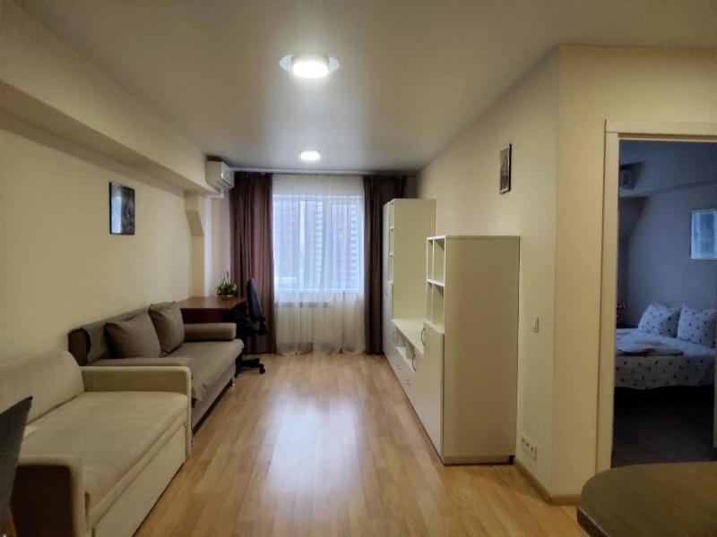 One-Bedroom Apartment image 1