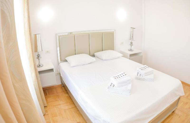 University Square Accommodation - image 10