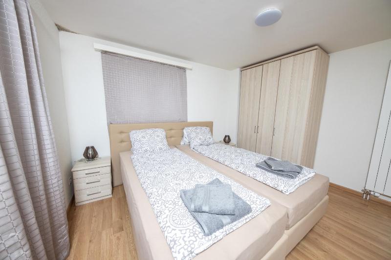 Apartment image 2