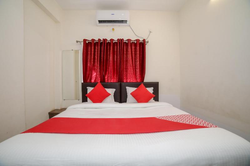 Hotel Shelter - image 39