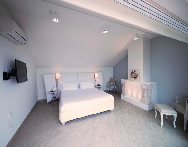 Hotel San Pietro Palace - image 20
