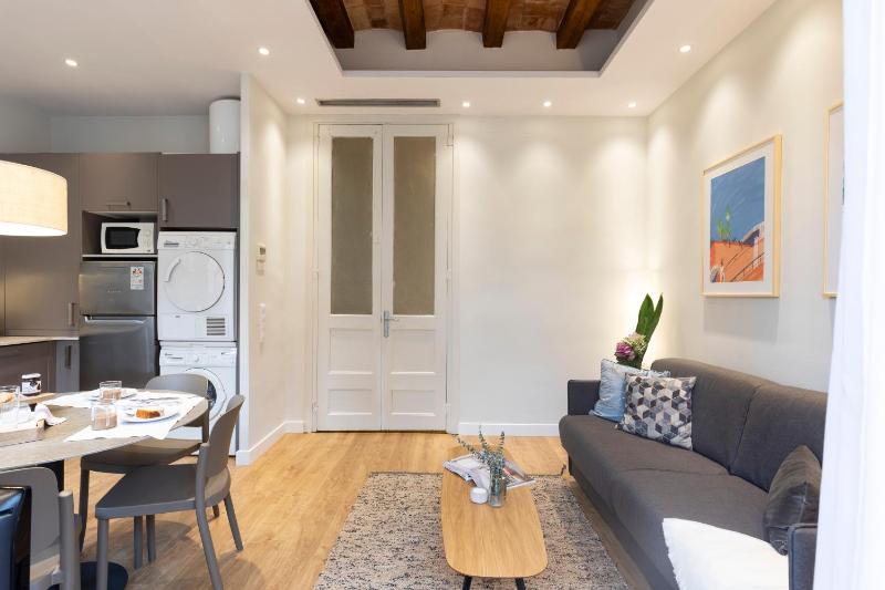 Two-Bedroom Apartment (2-4 Adults) image 4