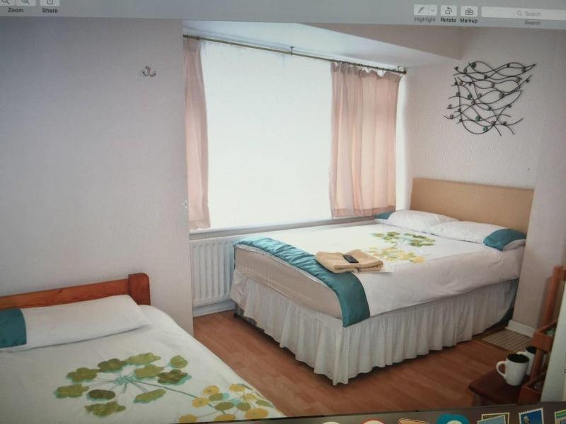 Comfort Triple Room image 3