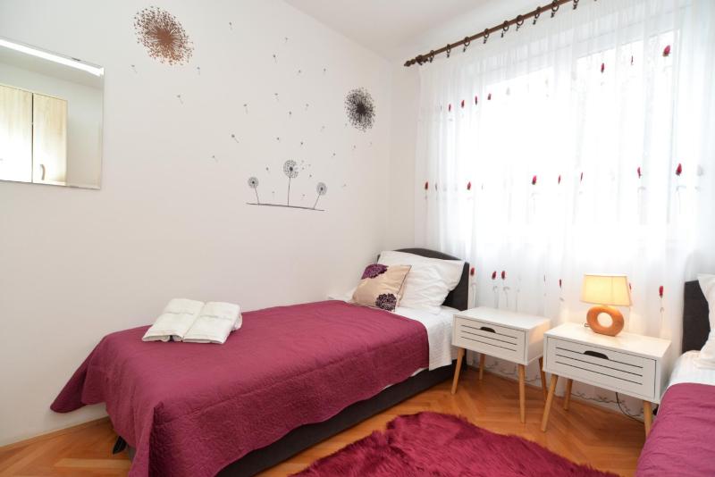 Apartment image 4