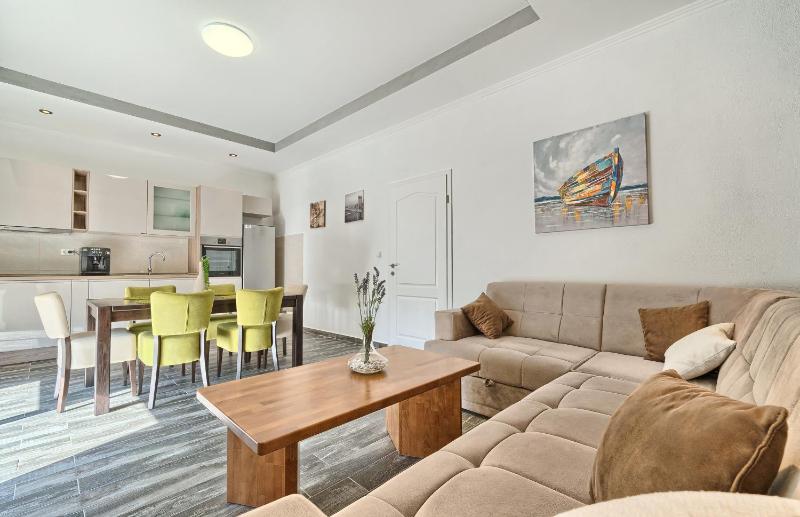 Jakov Haus - image 38