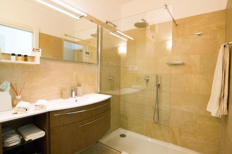 Superior Double Room image 2