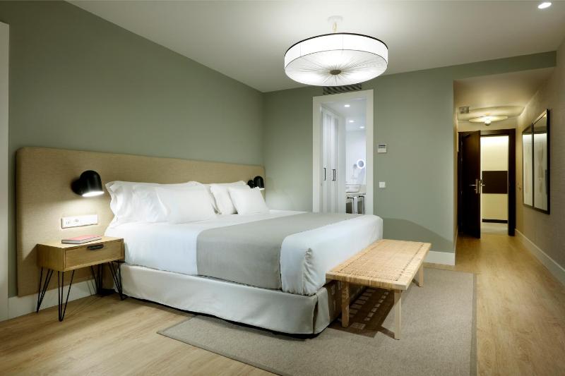 Junior Suite image 2