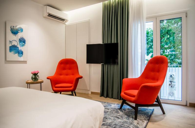 Studio Apartment image 1