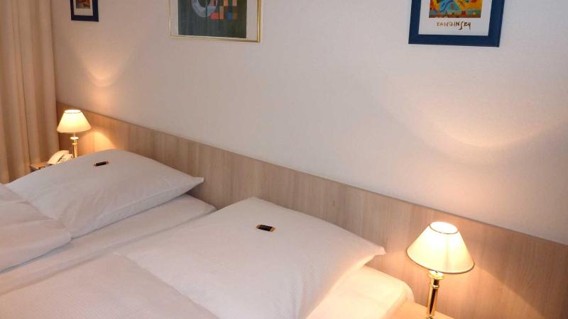 Hotel Occam - image 16