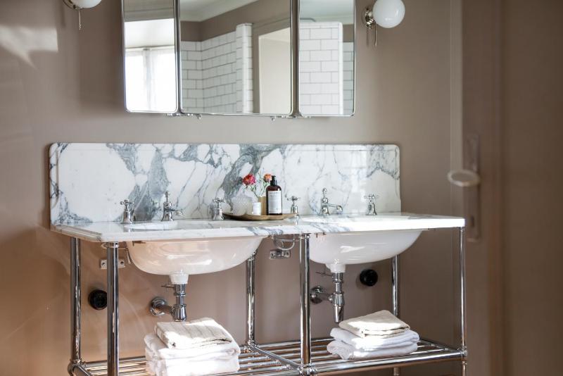 Suite image 3