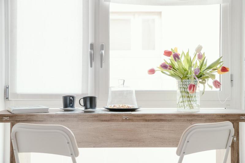 Mark's Gallery Apartment by MyHomeInComo - image 18