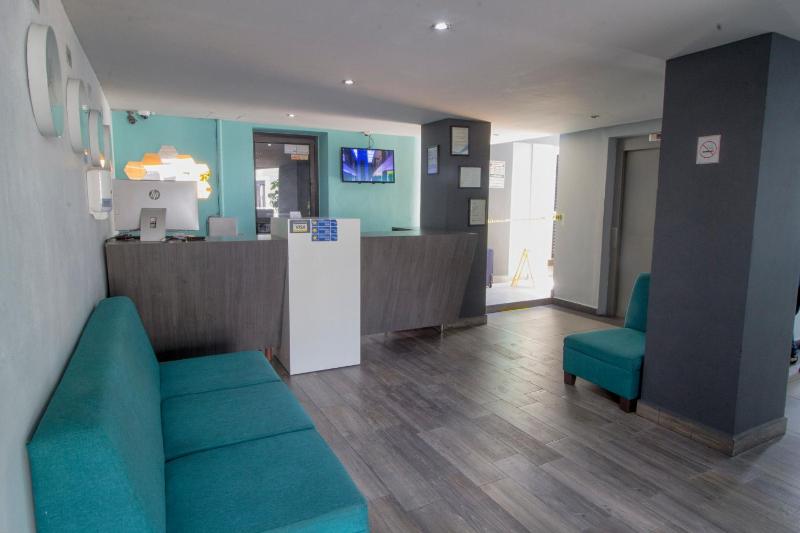 Hotel Flamingo - image 14