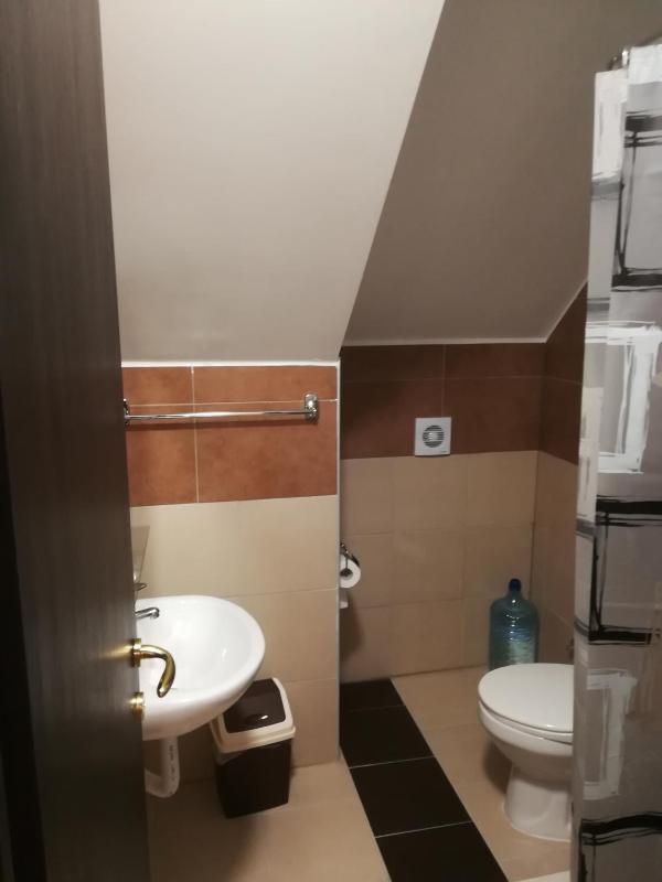 Triple Room with Balcony image 2